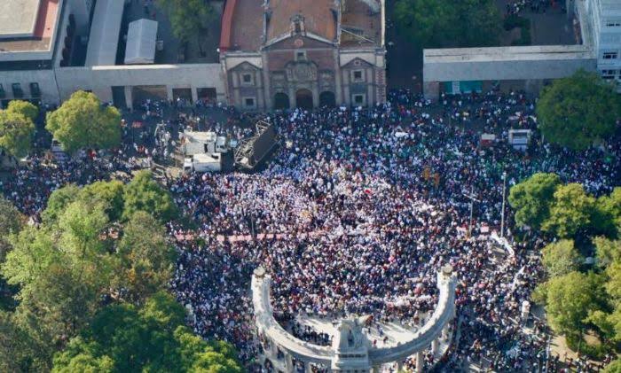 Marcha en favor de AMLO ‘abarrota’ calles de CDMX: Así luce la movilización