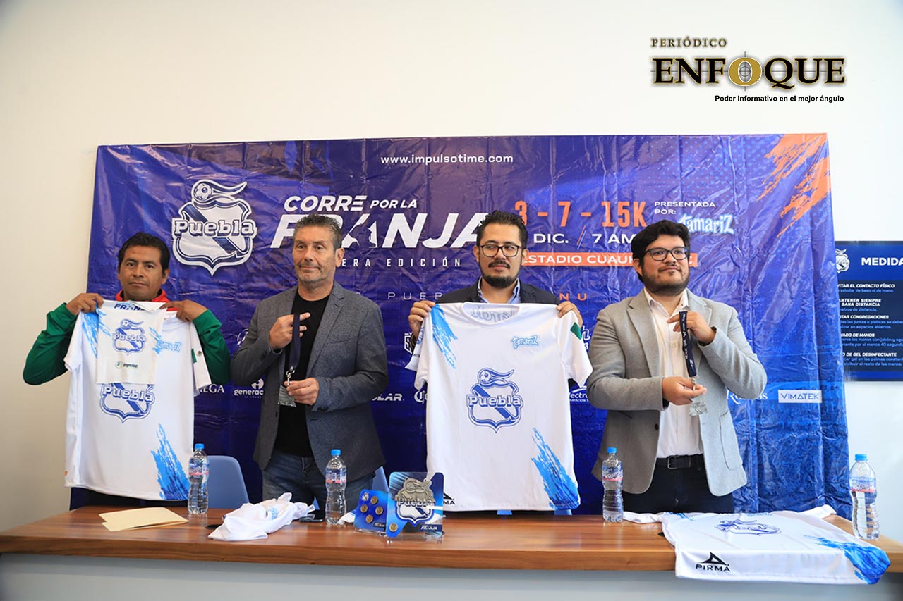 Listas la medalla y playera para la carrera del Puebla 'Corre por la Franja'