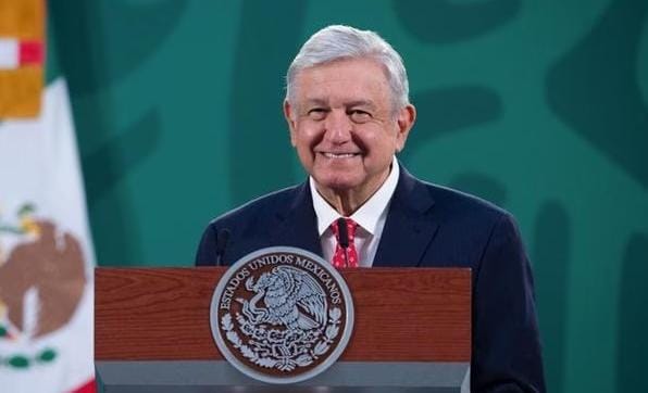 Reconoce AMLO crecimiento en abasto de medicamentos en Tlaxcala