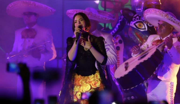 Ángela Aguilar rompe el récord de asistencia de Grupo Firme en el Zócalo de la CDMX