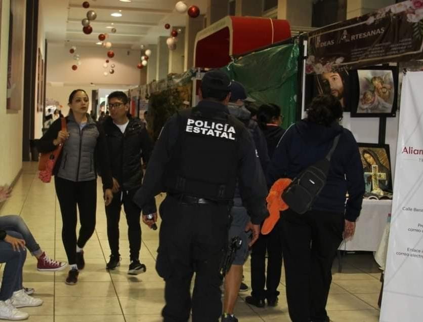 Con total impunidad roban camioneta en inmediaciones de feria de Tlaxcala