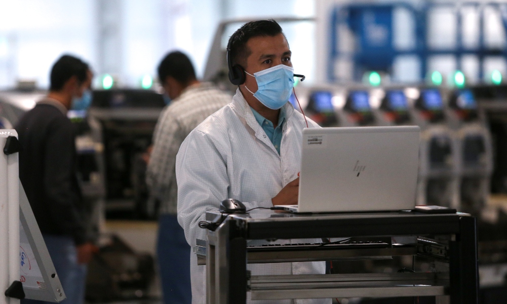 En octubre el IMSS reportó más de 207 mil empleos formales, el incremento más alto de la historia