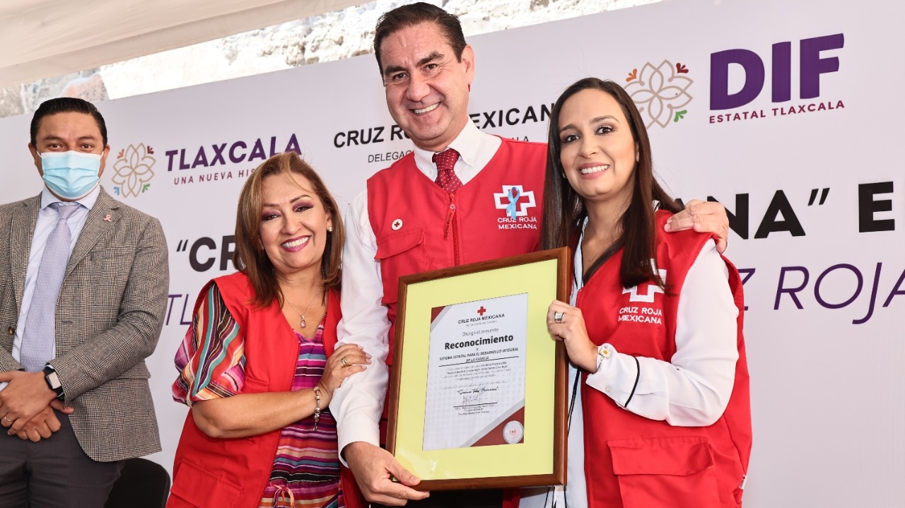 Presidió gobernadora Lorena Cuéllar cierre de colecta de la Cruz Roja Mexicana en Tlaxcala