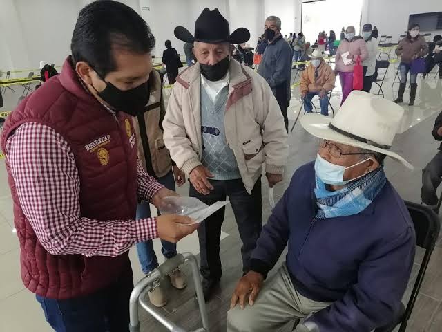 Programas federales benefician a más de 300 mil familias del estado