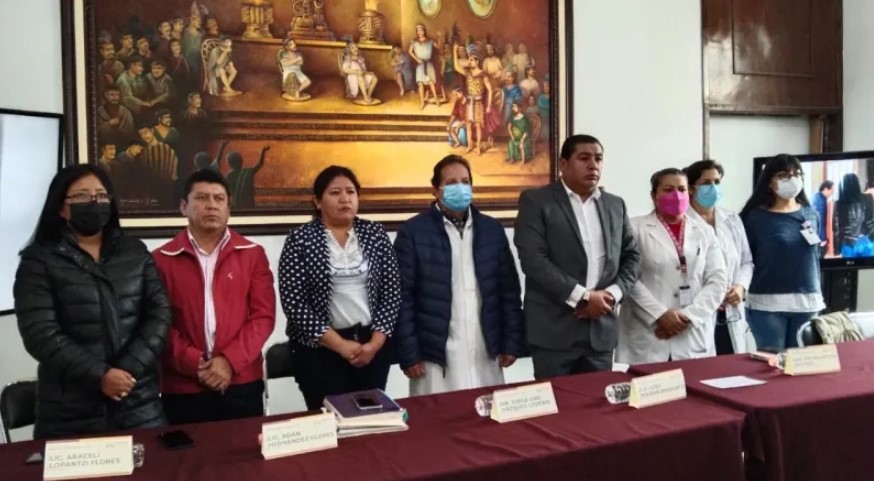 Gobierno de Contla recibe a médicos especialistas para el hospital comunitario