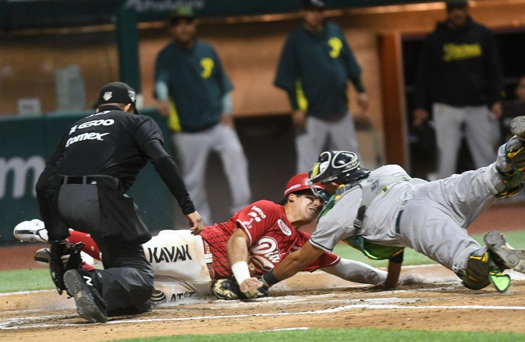 Pericos debutó con derrota en la Liga Invernal Mexicana