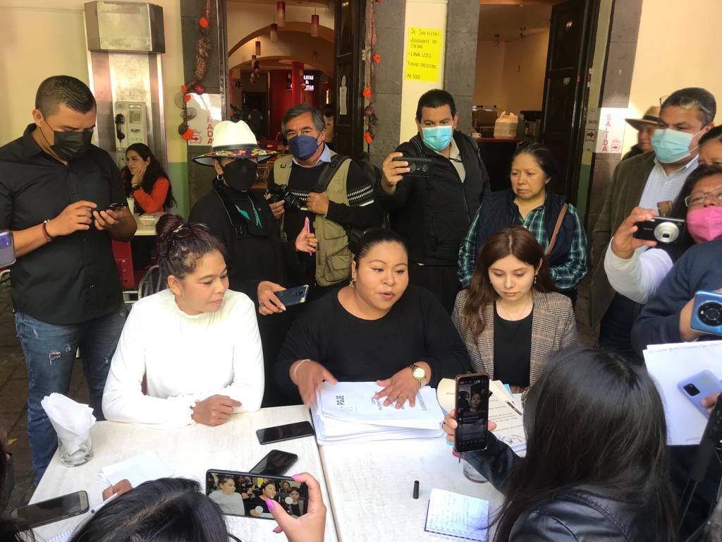 "No es agresora": defienden a madre que raptó a menor en Acuitlaplico