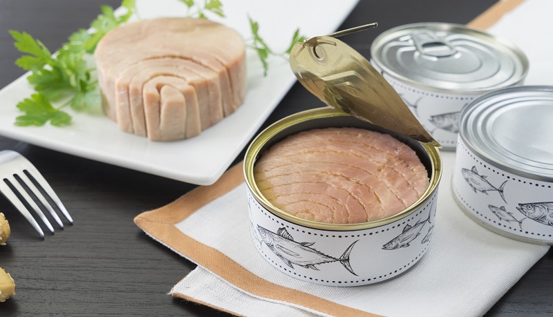 ¿Qué pasa si los perros comen atún en lata? Aquí te decimos