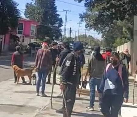  A punto de reventar conflicto entre normalistas y policía estatal