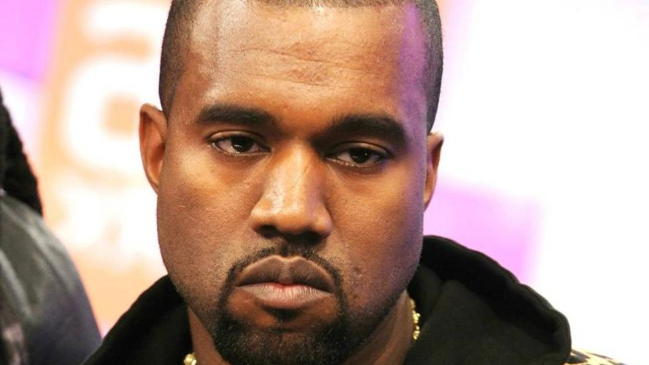 Familia de George Floyd demanda a Kanye West por difamación 