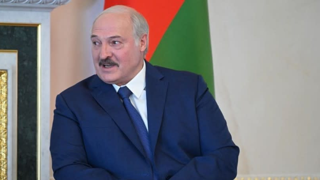 Dictador de Bielorrusia amenaza a sus ciudadanos; “Si quieren que todo esté tranquilo y tengan para comer, hagan lo que les digo”