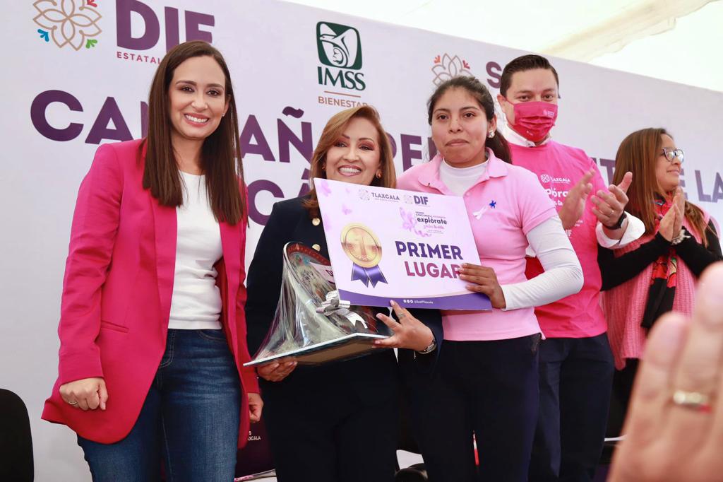 Da banderazo gobernadora Lorena Cuéllar a campaña permanente de la lucha contra el cáncer de mama