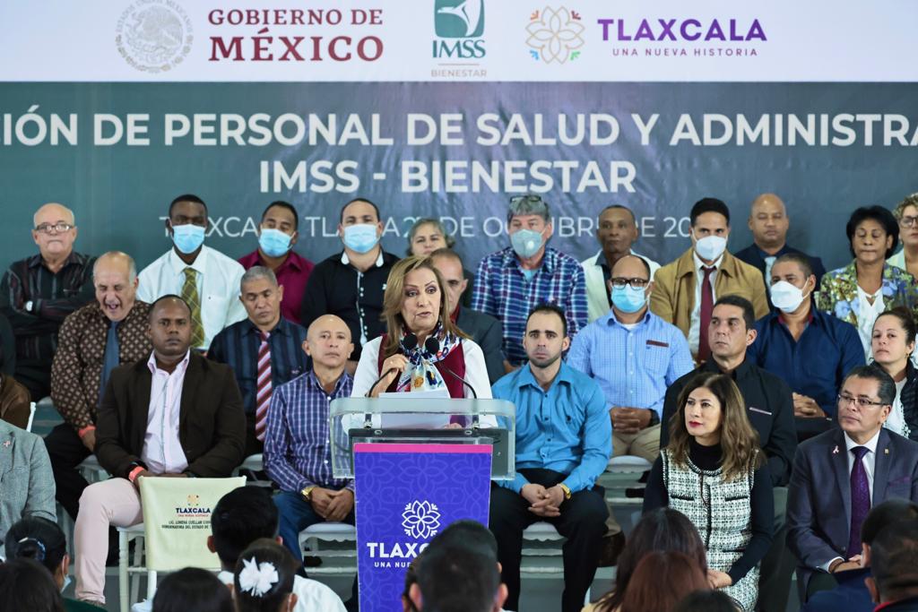 Entregó gobernadora Lorena Cuéllar 300 bases a personal de salud y administrativo de IMSS-BIENESTAR