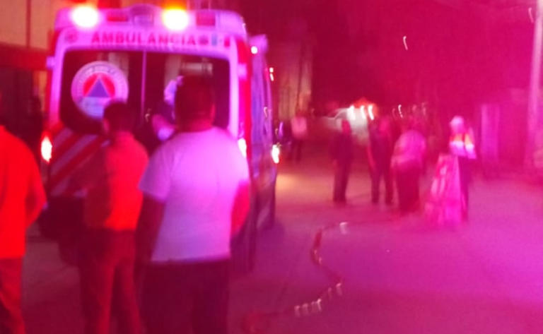 Frente a su hija: matan de balazo en la cabeza a mujer en tienda de Ecatepec