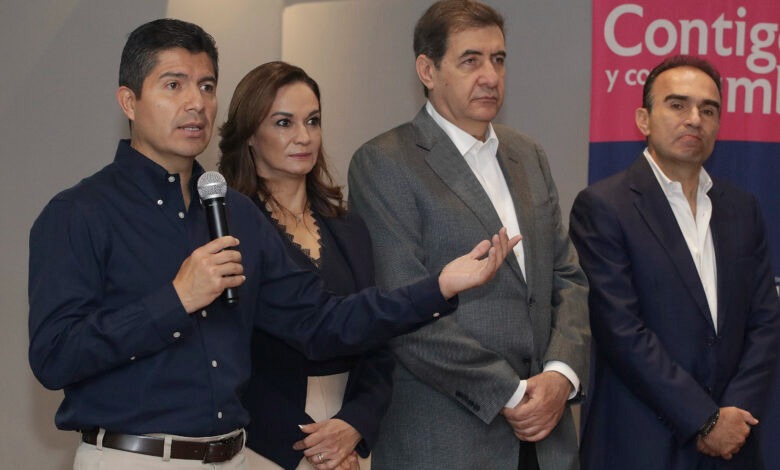 Funcionarios deben mantener un comportamiento ejemplar, honesto y apegado a derecho: Eduardo Rivera