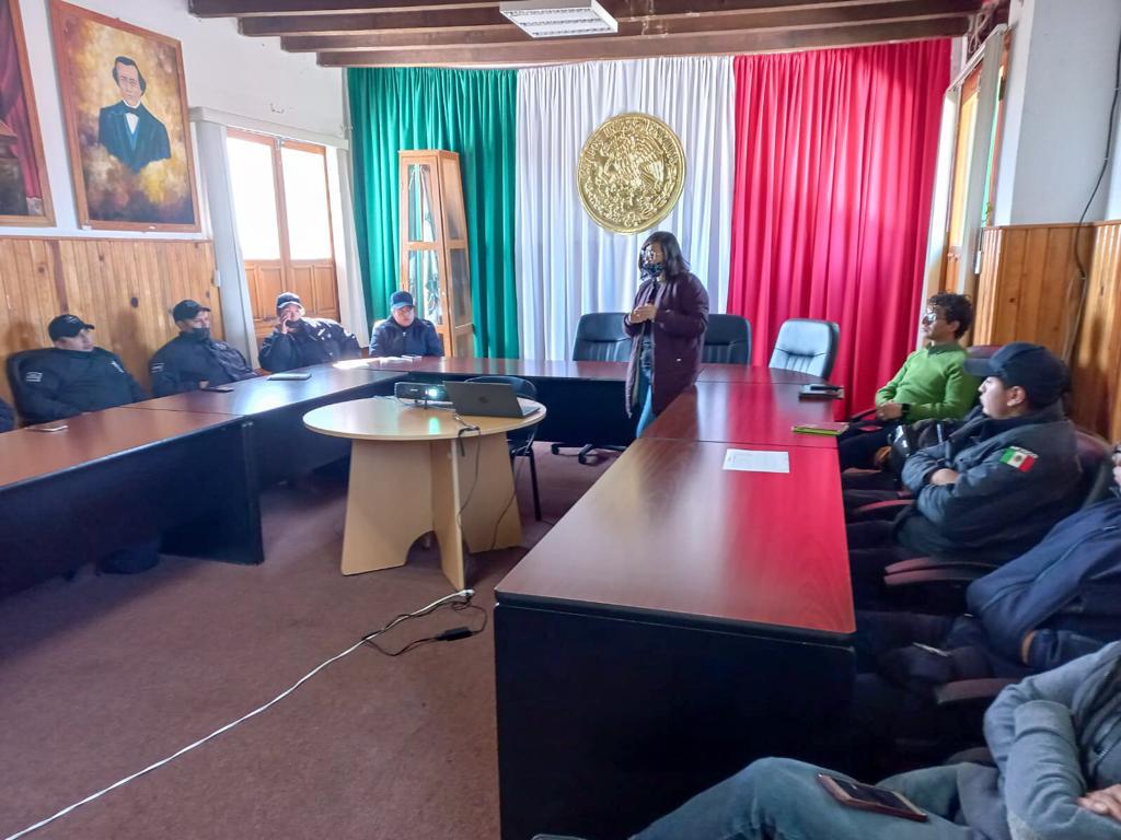 Sensibiliza fiscalía anticorrupción a policías de Sanctórum y Atlangatepec