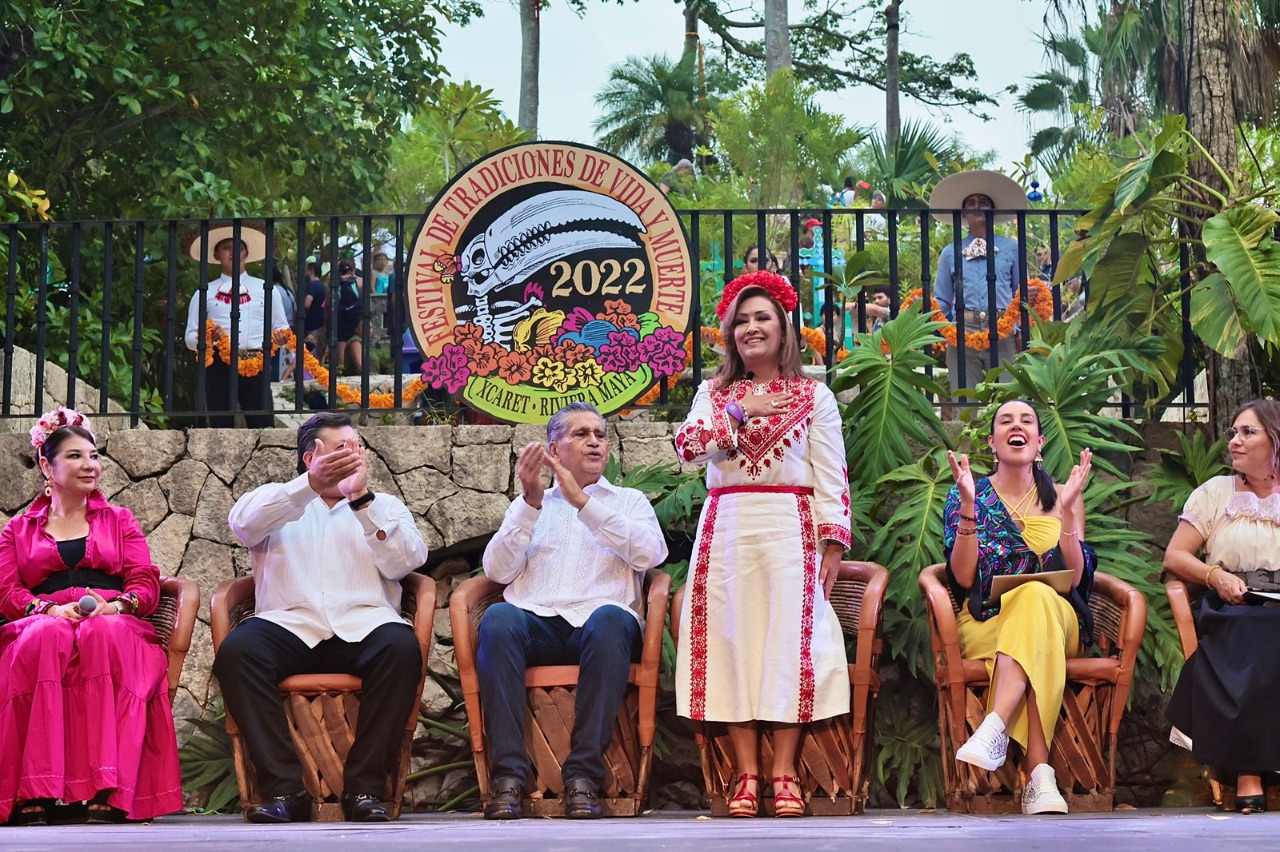 Asistió gobernadora a la inauguración del festival de Tradiciones De Vida Y Muerte En Xcaret