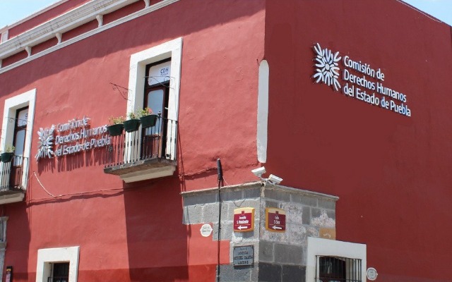 CDH Puebla inicia queja por falta de protección a madre asesinada en Villa Frontera