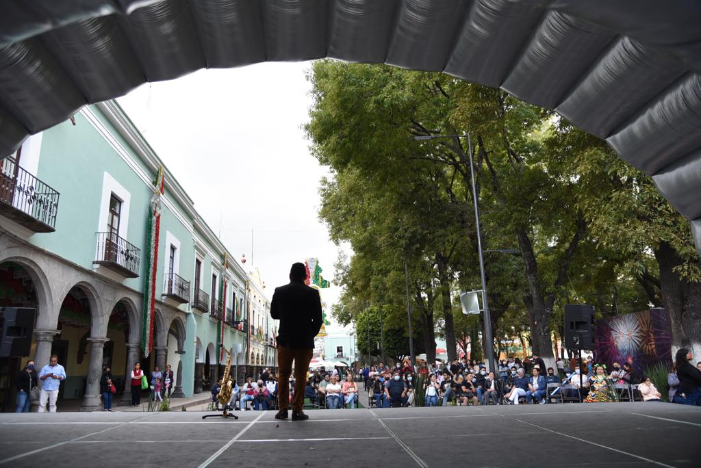 Zócalo de la capital recibe visitantes gracias al programa “Tlaxcala, la capital que tiene todo”