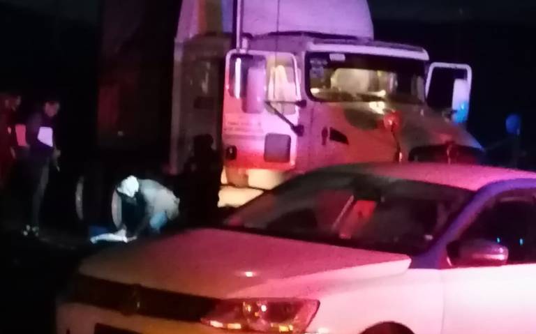 ¿Operativo o asalto? Presuntos policías dispararon a un trailer en movimiento, asesinando a un tripulante