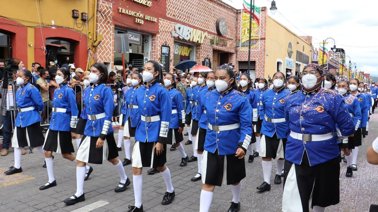 En San Pedro Cholula; se realizó el tradicional desfile del 16 de septiembre 