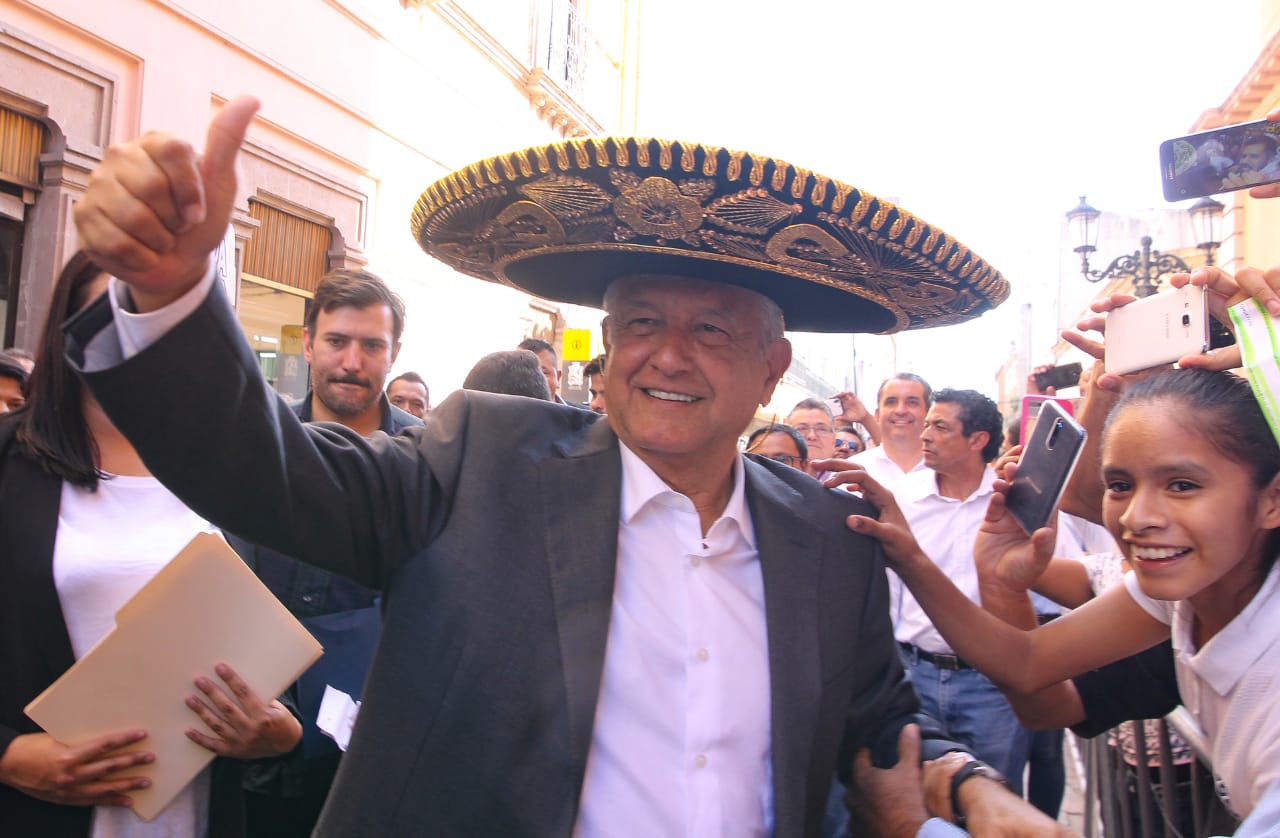 Afirma AMLO  que las fiestas patrias se realizaron en “santa paz” y hay saldo blanco