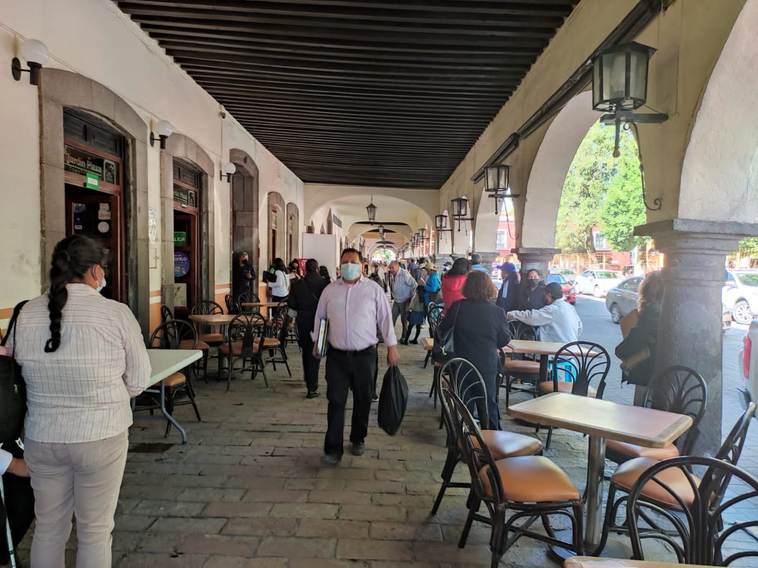 Buscará Cuéllar diálogos con iniciativa privada, tras inconformidad por decreto regulador de alcohol