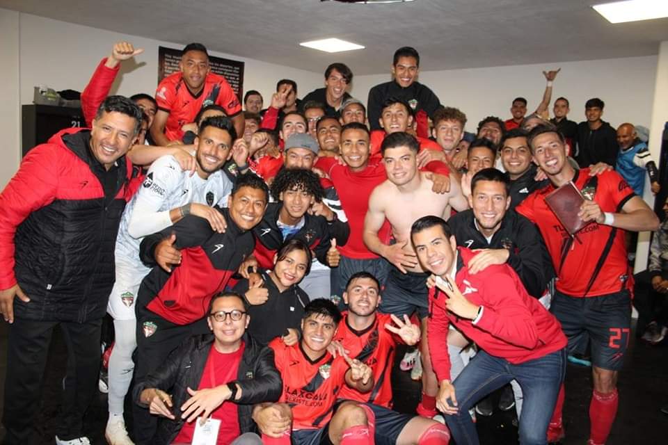 Coyotes de Tlaxcala le pegó a Leones Negros y ligó segundo triunfo 