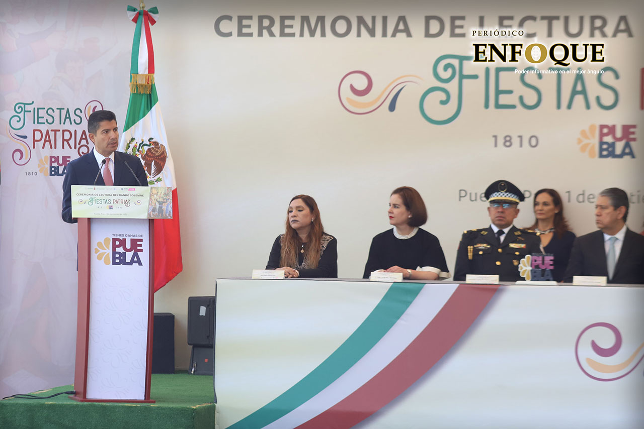 Eduardo Rivera encabeza el inicio de las celebraciones conmemorativas por la Independencia