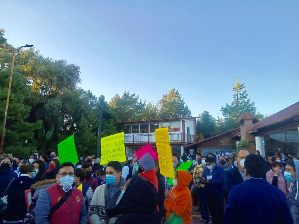 Denuncian pagos arbitrarios a trabajadores de SESA para manifestarse