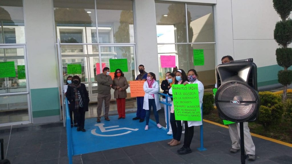Denuncian en hospitales falta de medicamentos y alimentos de mala calidad