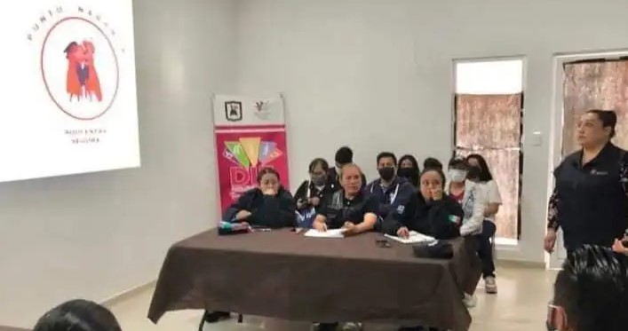 Santa Cruz Tlaxcala lleva a cabo capacitación sobre Puntos Naranjas