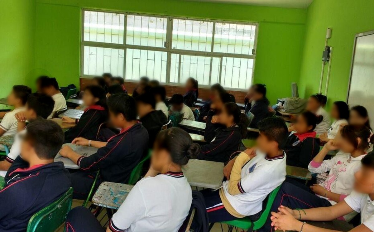 Adolescentes drogan a sus compañeras en convivio; la escuela no notificó a los padres