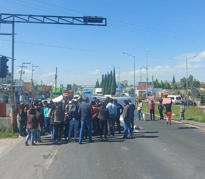 Reclaman a alcalde de San Pablo del Monte reparación de escuela dañada por sismos