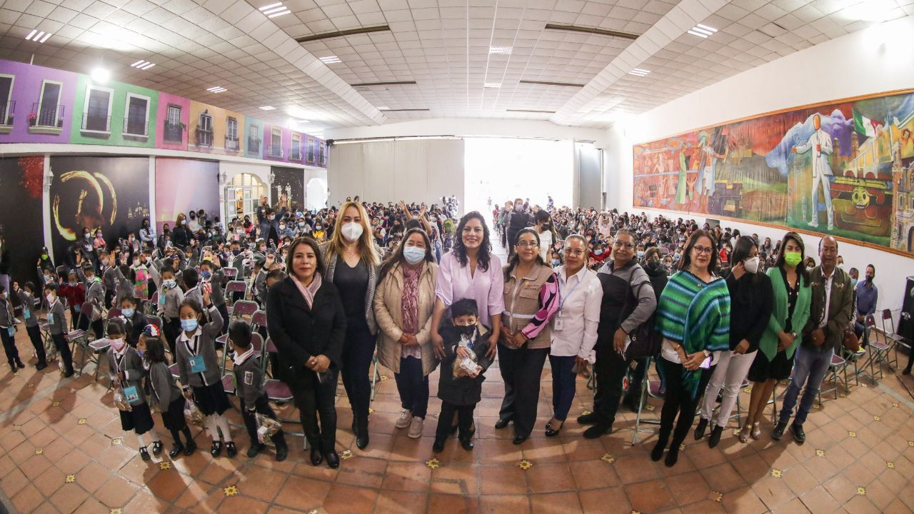 SMDIF de San Andrés Cholula continúa con la entrega de desayunos escolares a infantes
