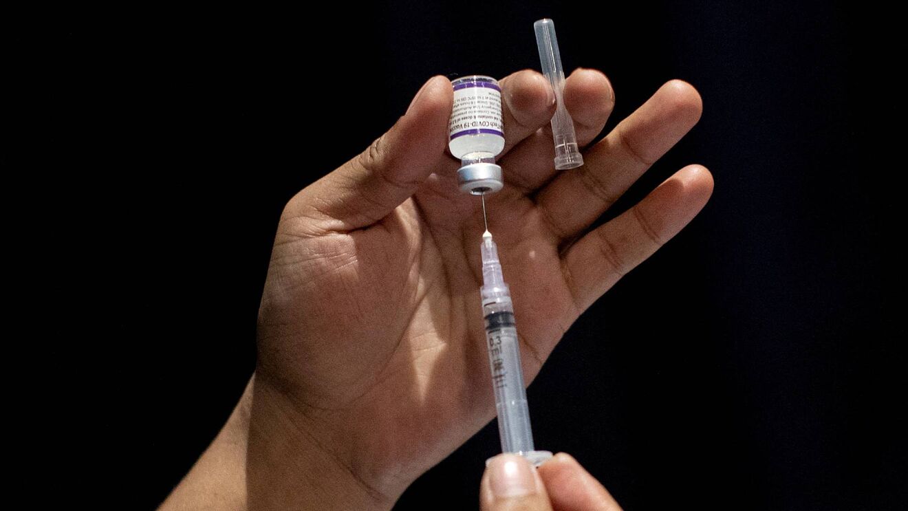 5 Millones de vacunas contra Covid-19 serán tiradas al drenaje en México 