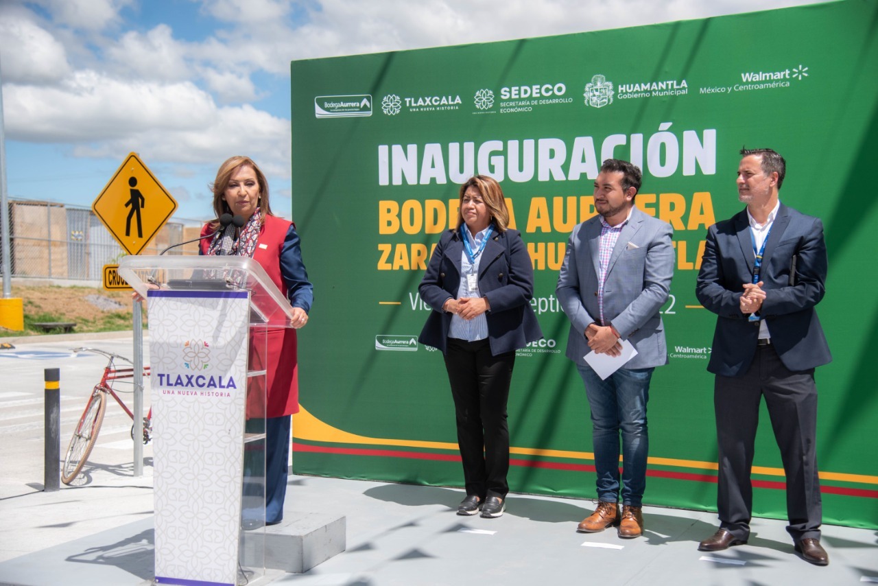 Inauguró gobernadora Lorena Cuéllar nueva tienda Bodega Aurrerá en Huamantla