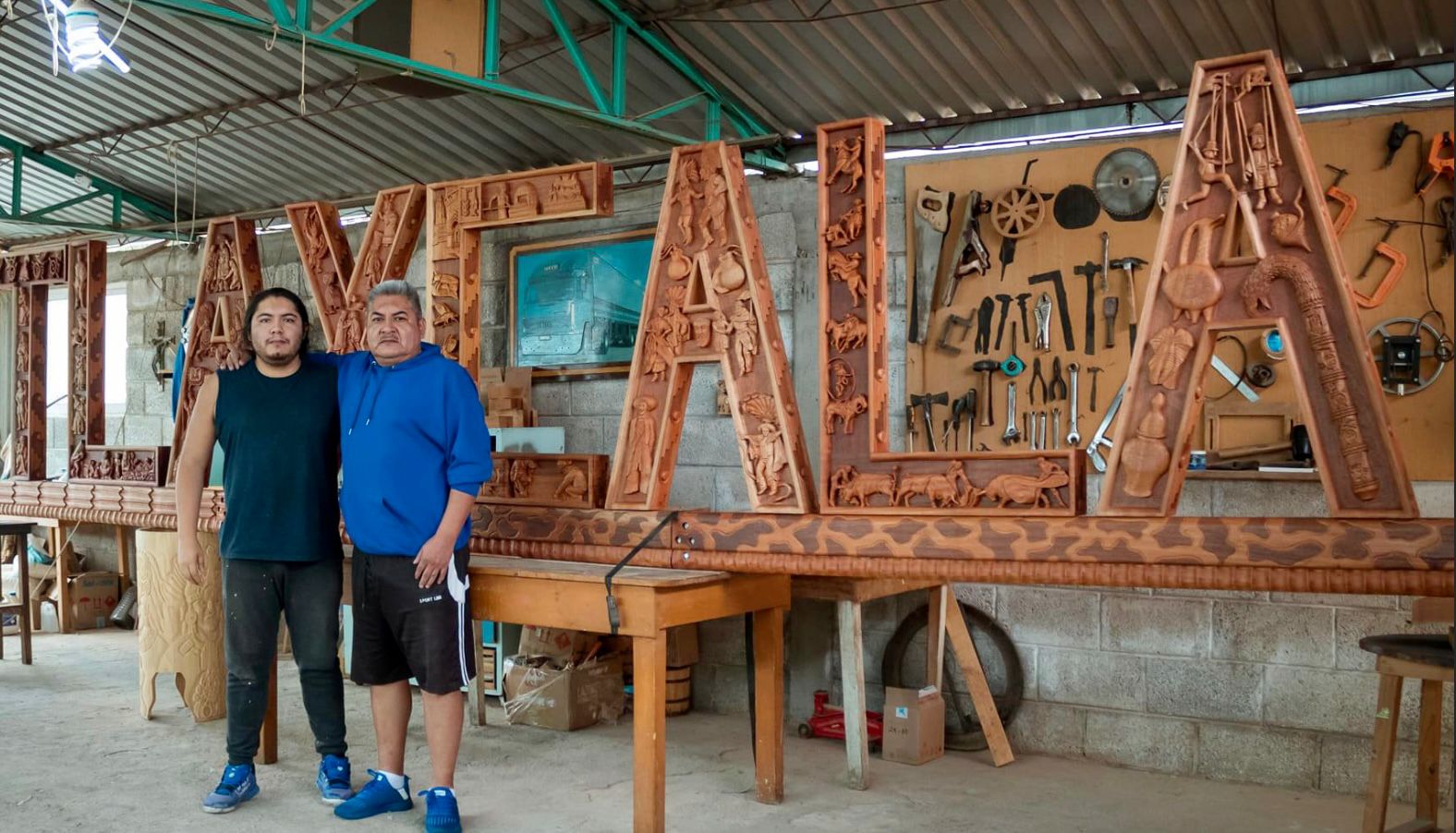 José Luis Vásquez fue quien elaboró las letras monumentales de TLAXCALA