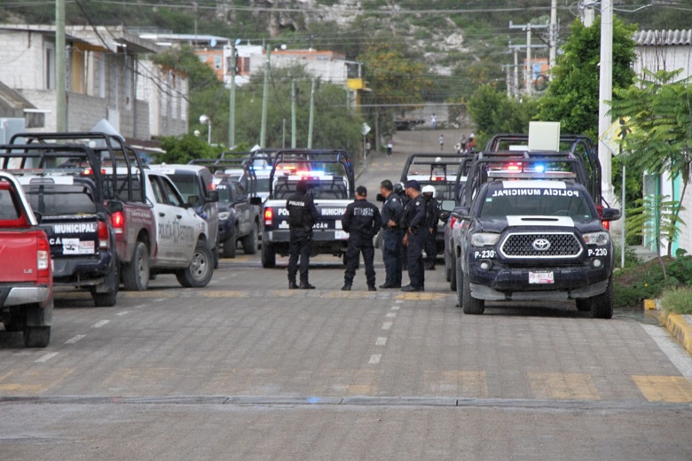 "Asesinaron a un policía": Detienen a sujetos que intentaron secuestrar a un hombre en Tehuacán