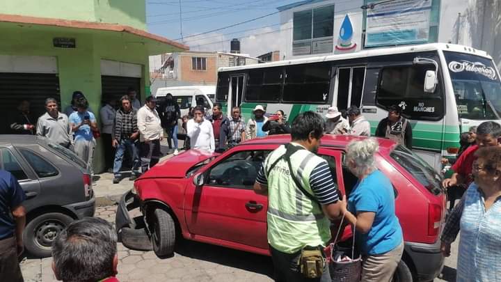 Se los lleva el tren y salvan la vida en Chiautempan