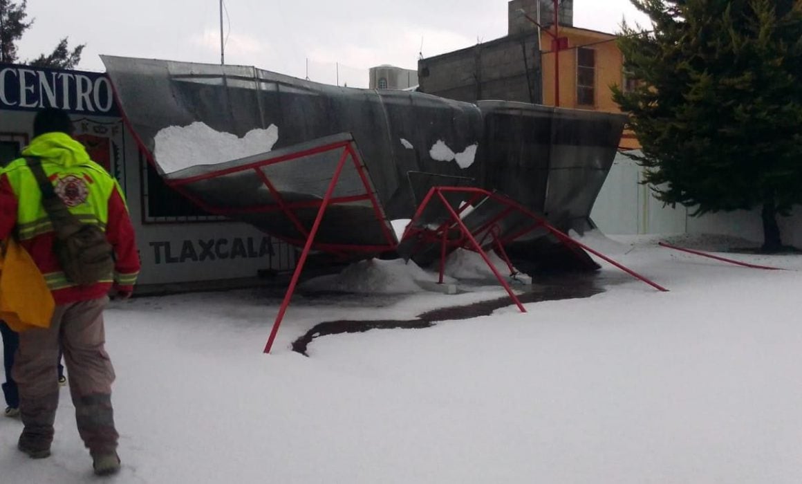 Apoyará Lorena Cuéllar a damnificados de granizada con casas prefabricadas