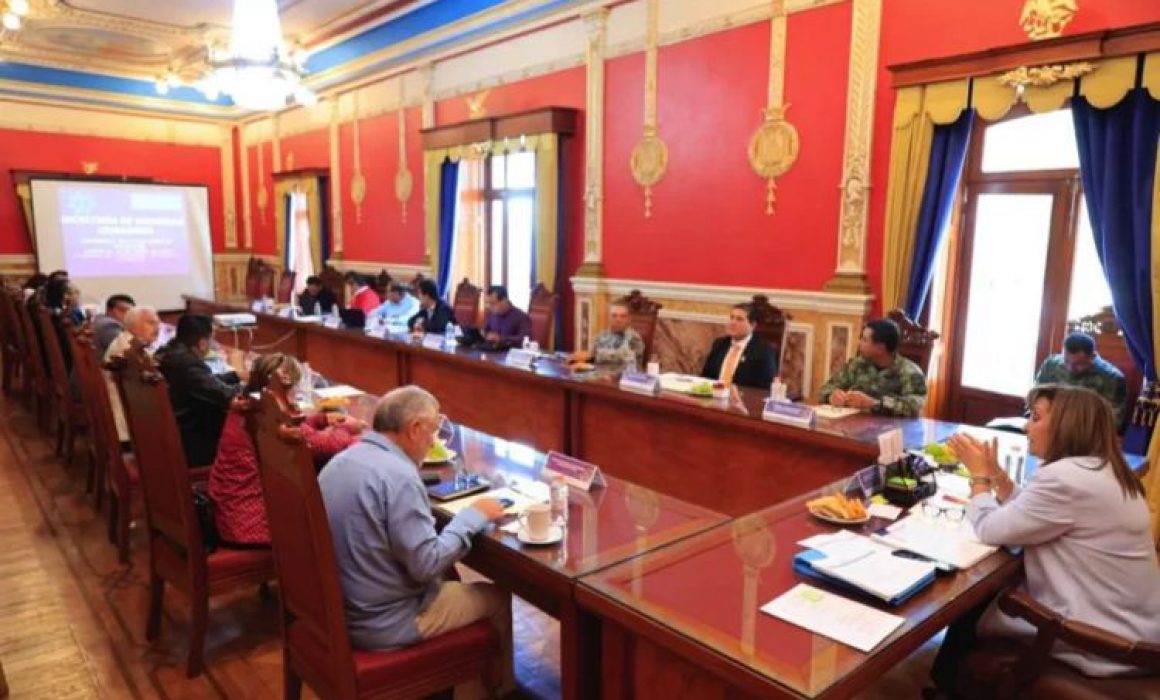 Sostiene Lorena Cuéllar reunión para combate al robo de vehículos