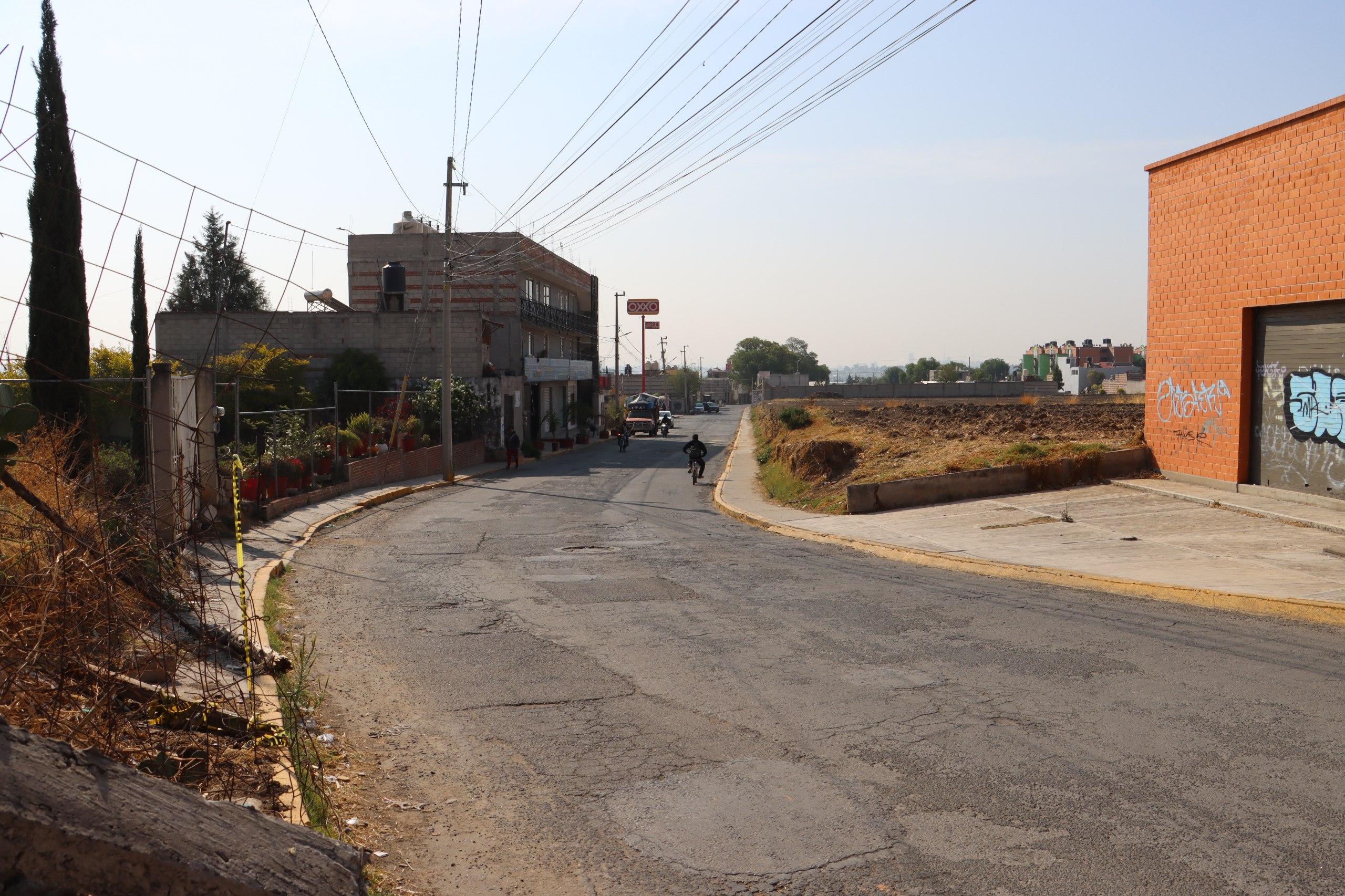 Cuautlancingo inicia pavimentación con concreto hidráulico de calle Uranga 