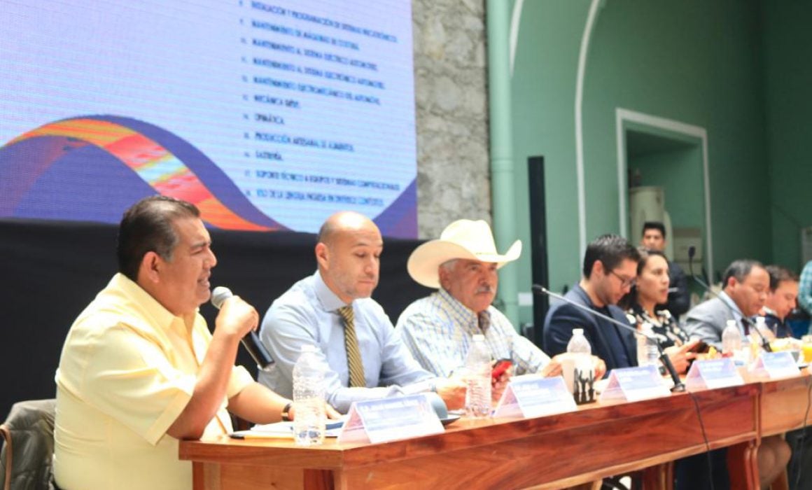 Trabaja Icatlax con municipios para fortalecer el desarrollo económico