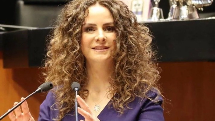 Nancy de la Sierra alza la mano por la gubernatura de Puebla