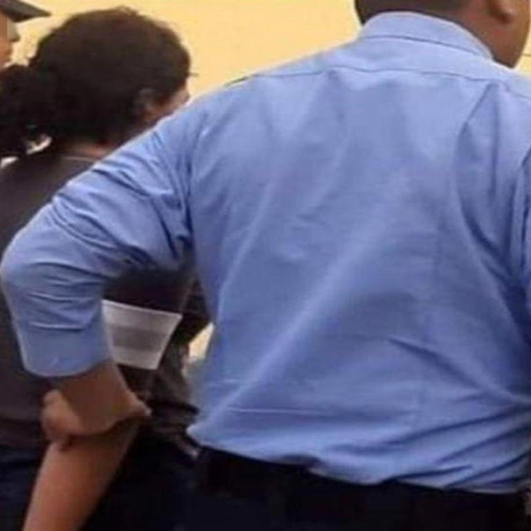 Niña de 15 años le arrebata la vida a su novio por salir sin su permiso: era un poco tóxica