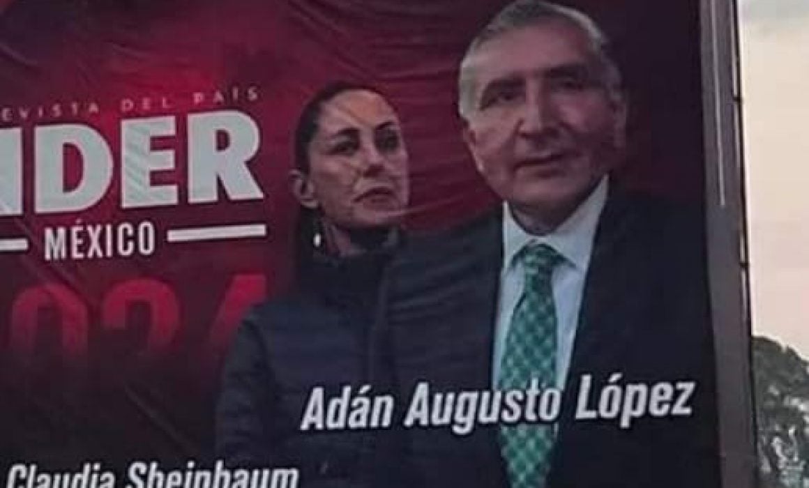 Aparecen en Tlaxcala polémicos espectaculares a favor de Claudia y Adán