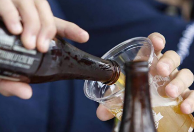 Clausuran 13 establecimientos con venta ilegal de alcohol 