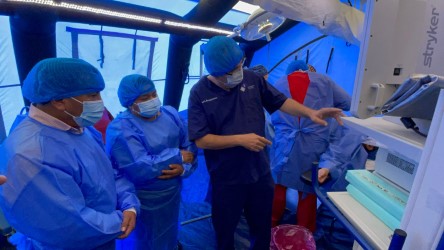 Brinda Secretaría de Salud en coordinación con el Ayuntamiento de Coronango servicios de calidad con calidez en el Martes Ciudadano en Ocotlán