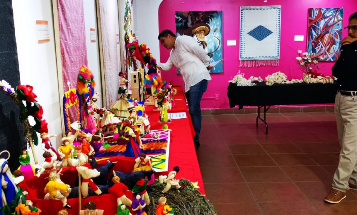 Califica jurado piezas participantes del Primer concurso de totomoxtle
